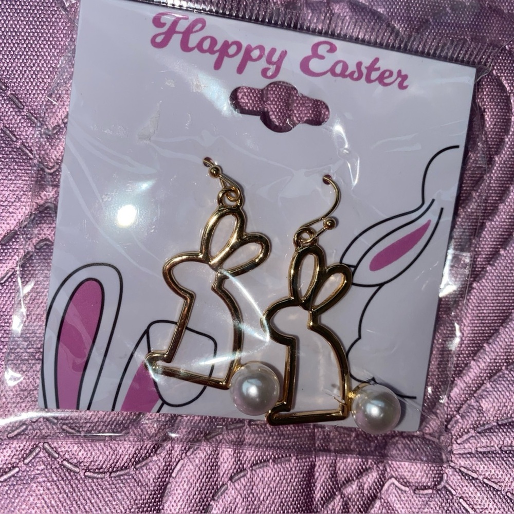 Gold‎ Bunny Earrings with Pearl Accent